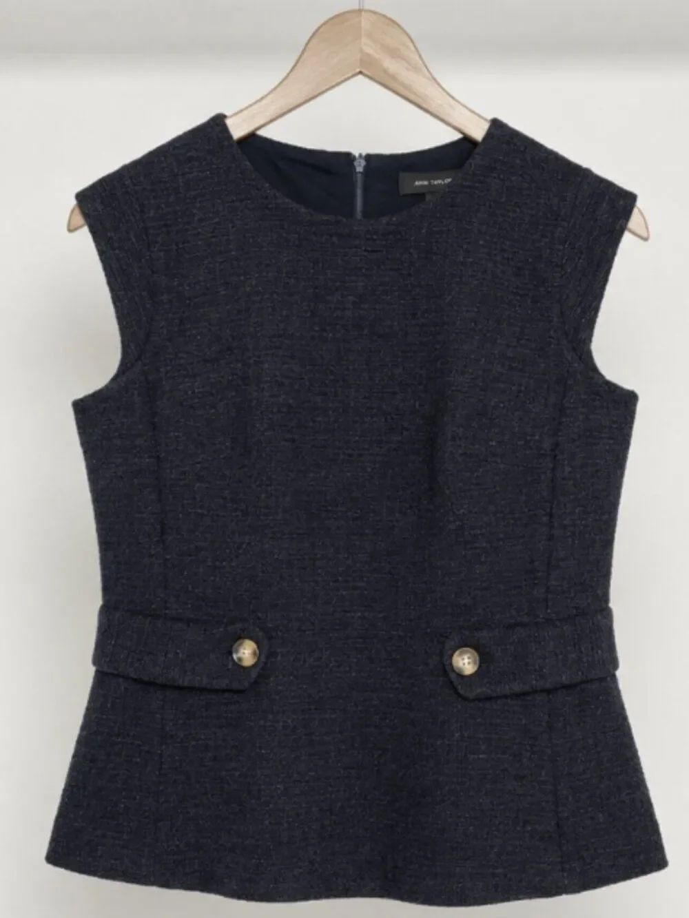 Ann Taylor Textured Sleeveless Top  | Size L - NWT